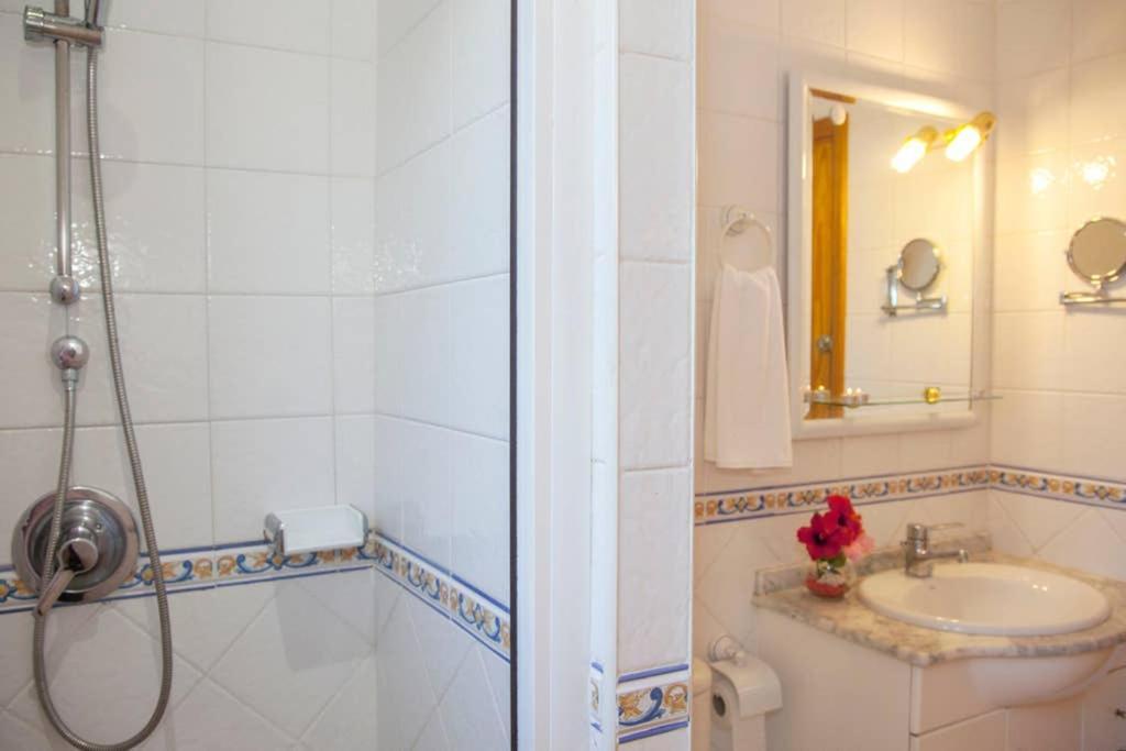 Villa Sirena Cala'N Blanes  Eksteriør bilde